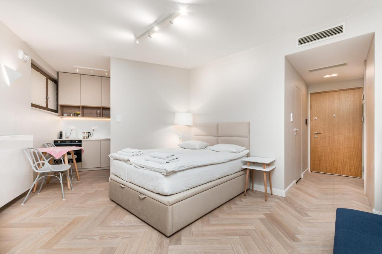 Apartament Solidarnosci By Your Freedom Varşovia Exterior foto